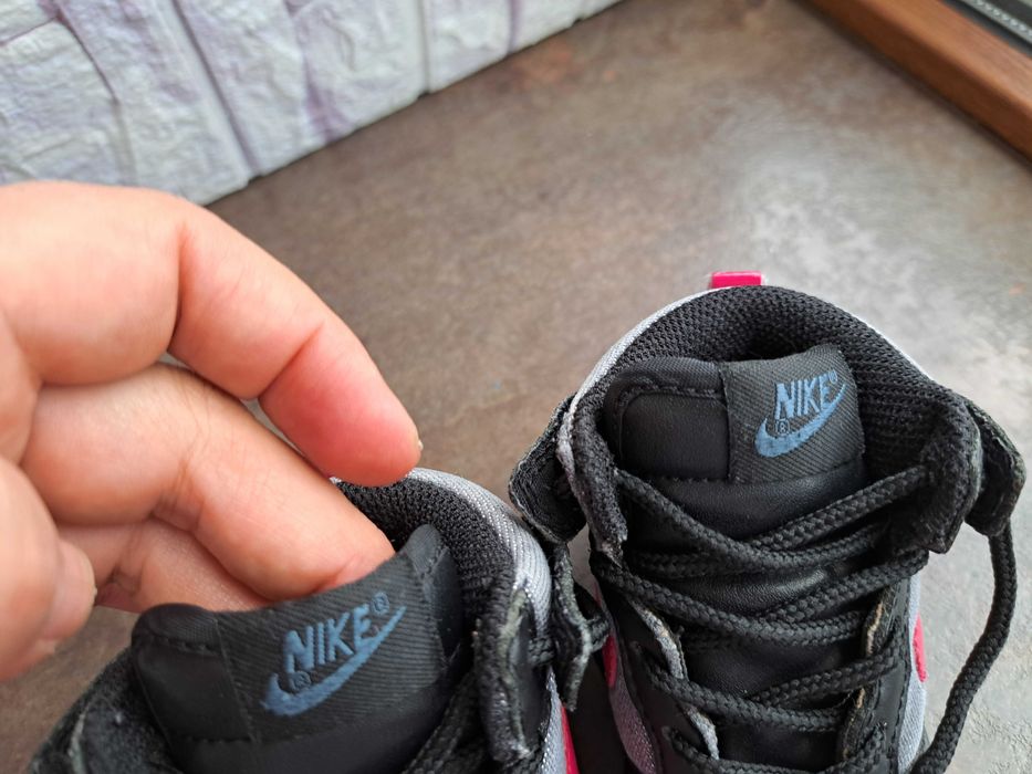 маратонки за момиче кецове,спортни обувки Nike,найк,номер 22,5