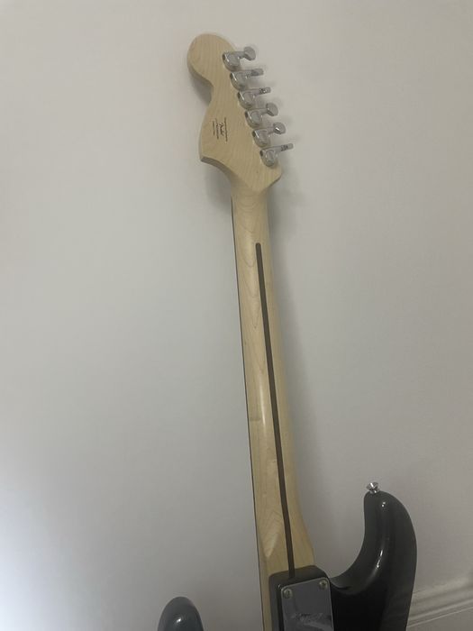 Электрогитара Squier StratFingerboard