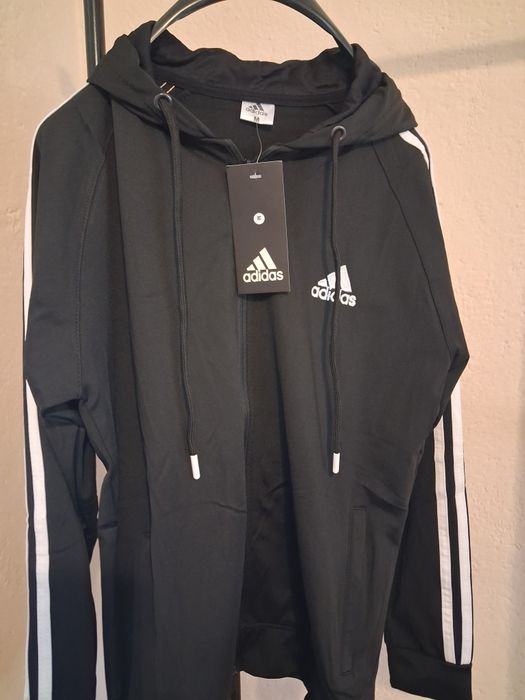 Мъжки екип на Adidas