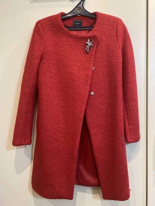 Продам платья женские