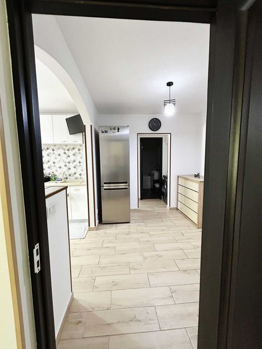 Vand apartament 2 camere decomandat, etaj 1