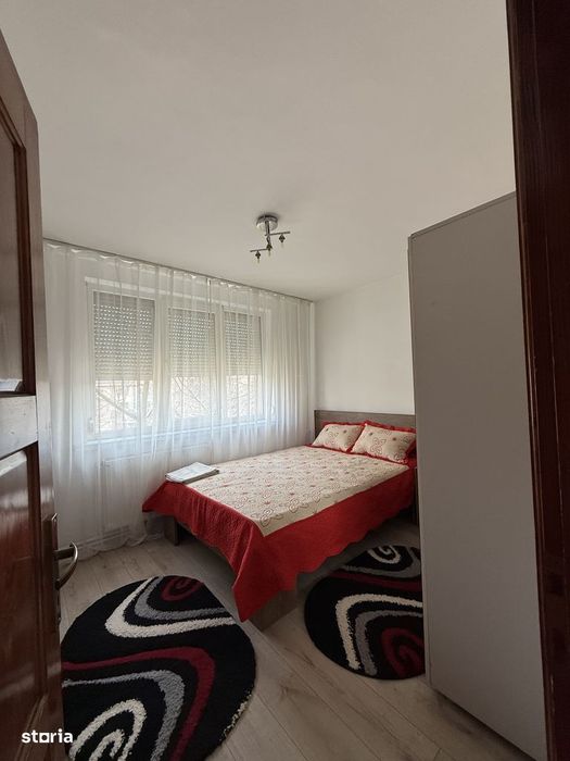 Colibri, etaj 1/4, Preț 500 euro