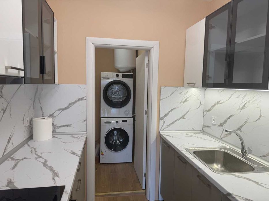 Дава се под наем Двустаен апартамент в София, Люлин 5 - 72 кв.м за 638.01 € - Снимка #2