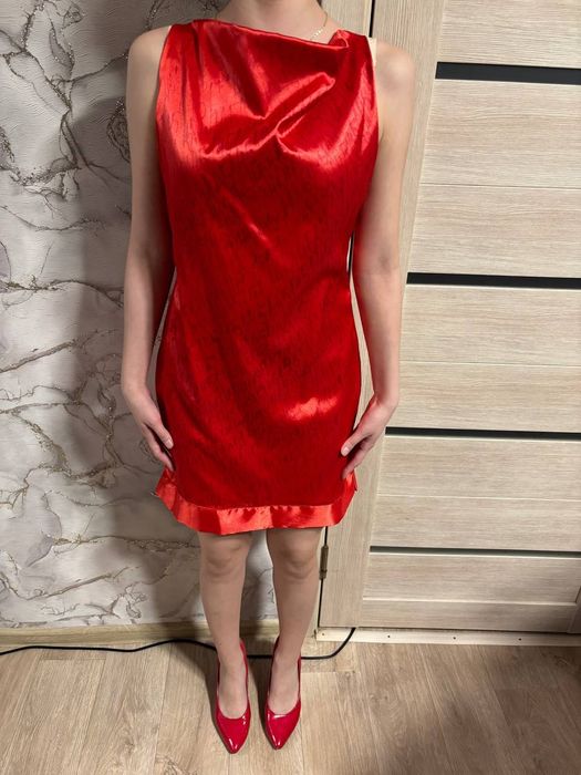 Продам много одежды на девушку