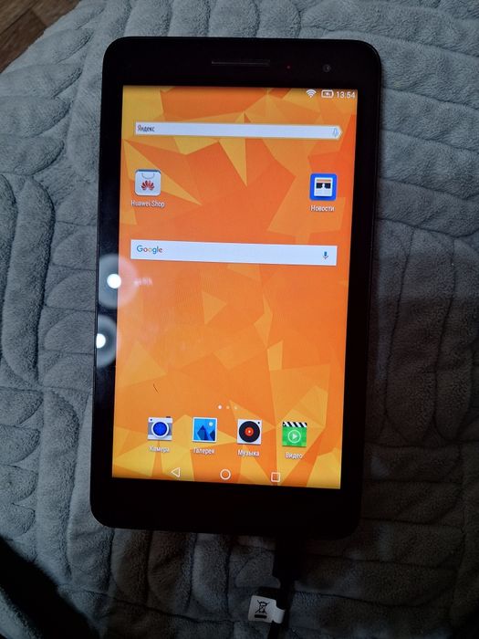 Планшет Huawei MediaPad T1-701W