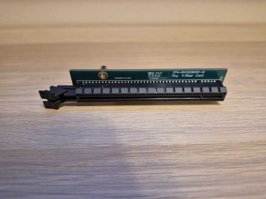 Riser PCIe 01AJ902 Lenovo Tiny 4