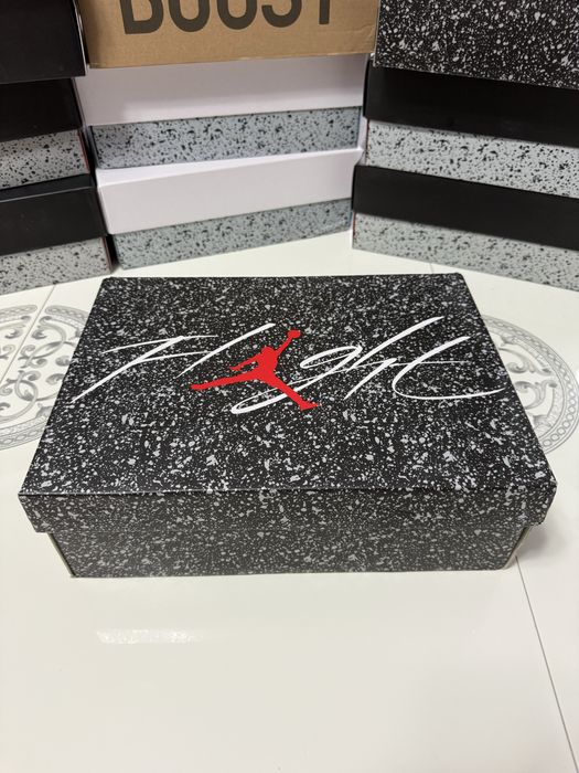 Air Jordan Retro 4 Military Black