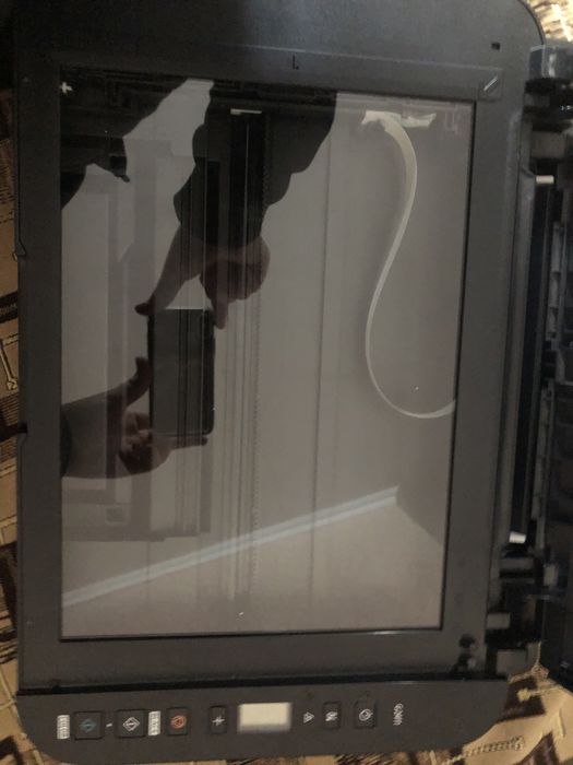 принтер цветной.