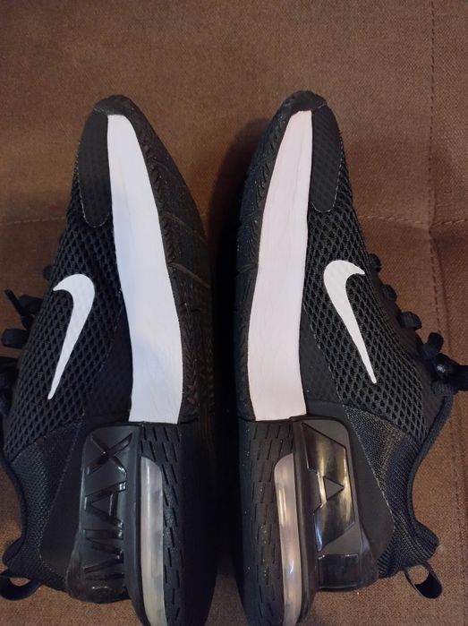 Маратонки Nike номер 41