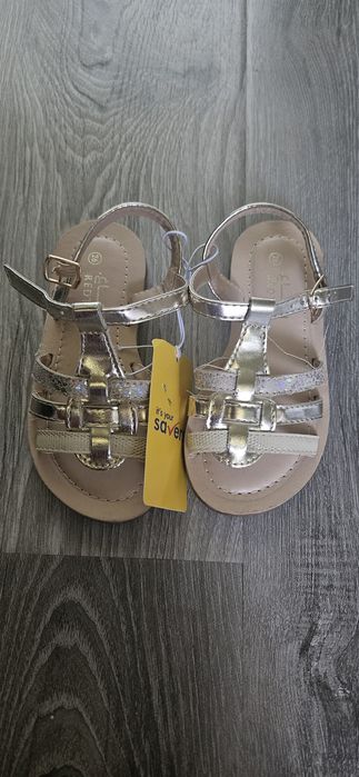 Сандали для девочки 26 р