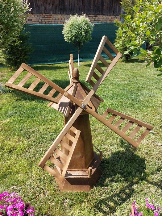 Moara de vint  decoratiun gradina