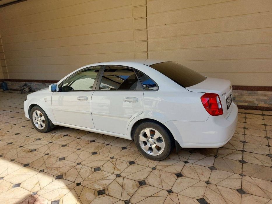 Lasetti Jentra 2022 toza