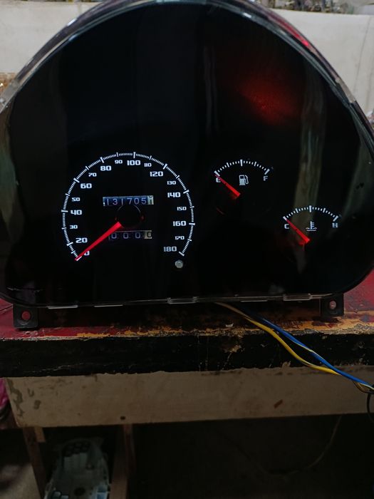 Matiz 3 tali Tablo sotiladi. Продоется Приборка Матиз 3 цлиндр