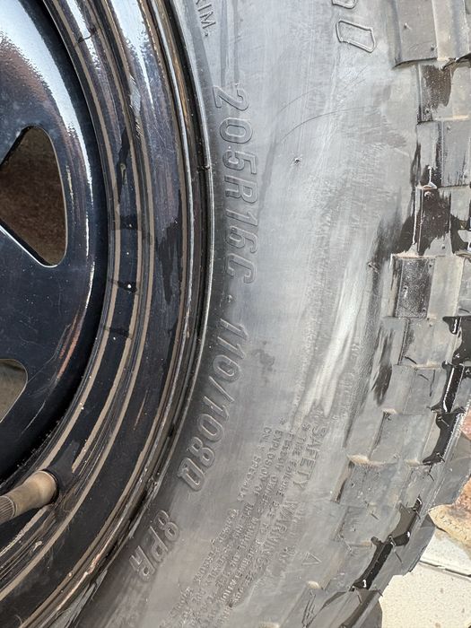Set 4 roți / cauciucuri off-road Maxxis Trepador 205 R16C cu jante