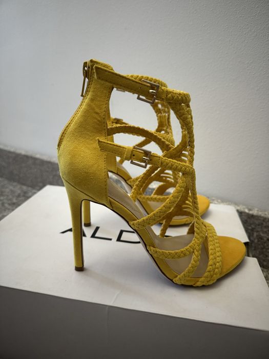 Sandale noi Aldo din piele cu bretele impletite