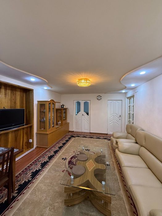 Квартира 3 комнатная