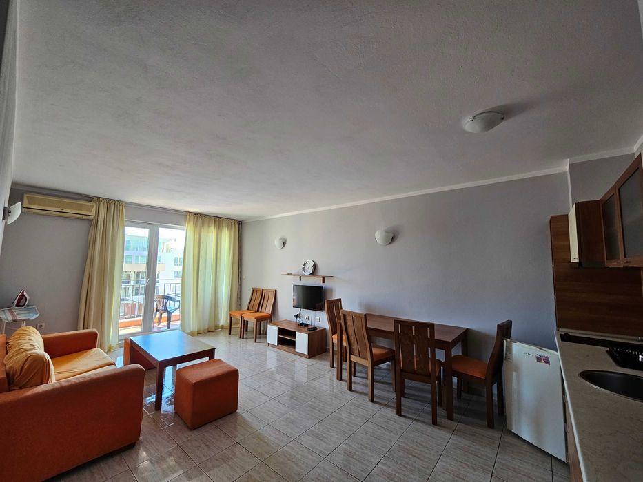 Дава се под наем Тристаен апартамент в Пловдив, Кючук Париж - 91 кв.м за 3927 € - Снимка #5