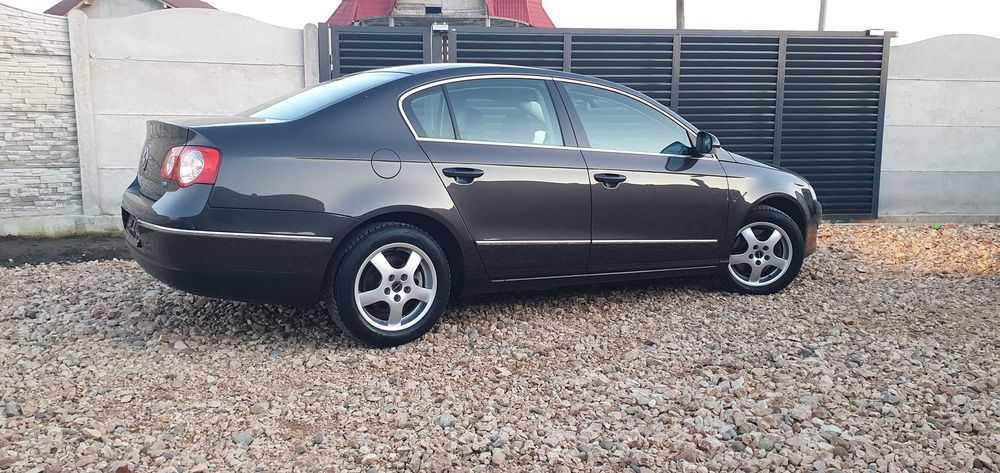 Vw Passat 1.9 TDI -146100 Km Reali ***Piele+ Navigatie***