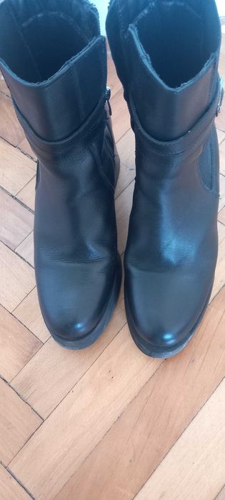 Високи токчета с цип