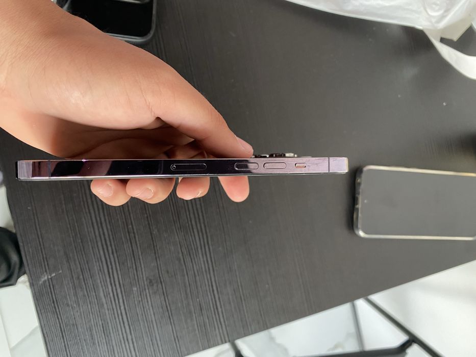 Iphone 14pro max 128gb