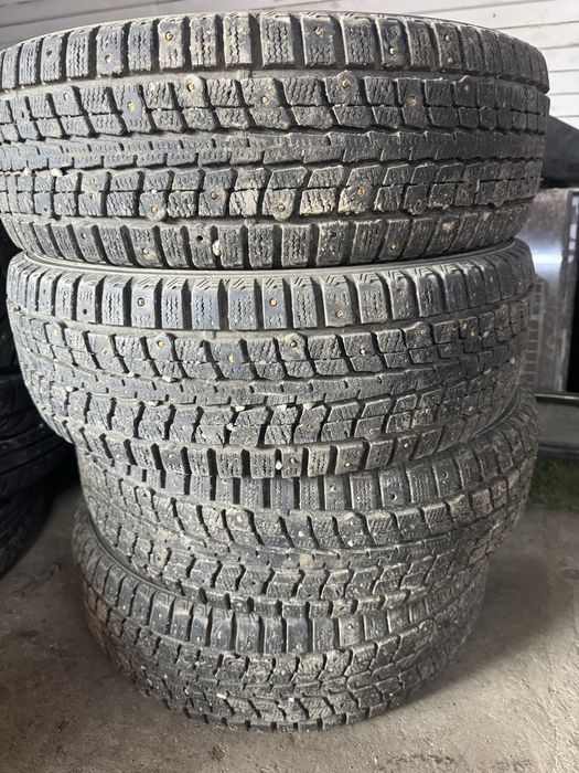 Продам шины Дунлоп