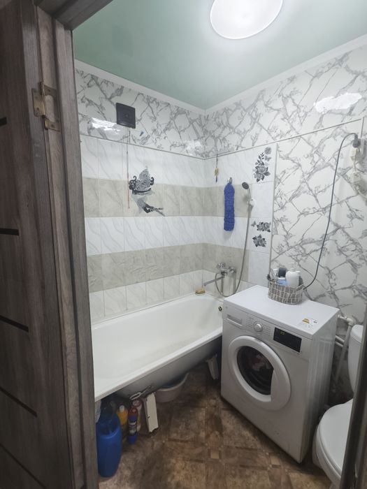 Продам 2 комнатную квартиру