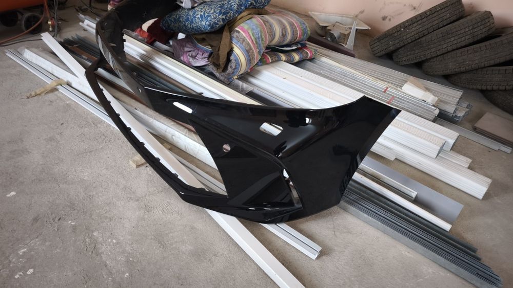 Бумпер передний camry 80