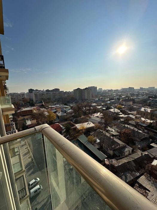 Mirabad Avenue Продается 2 комнатная квартира коробка ул.Кунаева