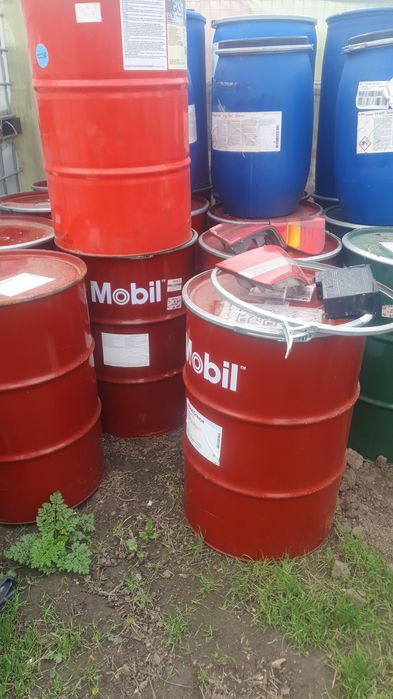 Butoaie tabla și plastic 200 și 100 litri