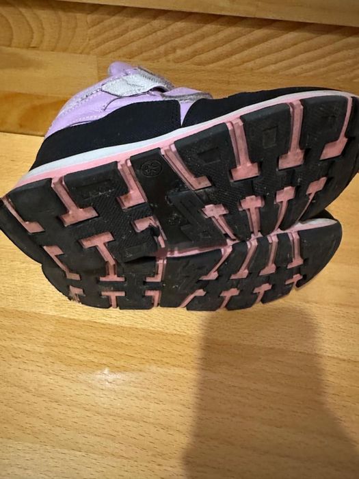 Детскоя обувь (для девочек)