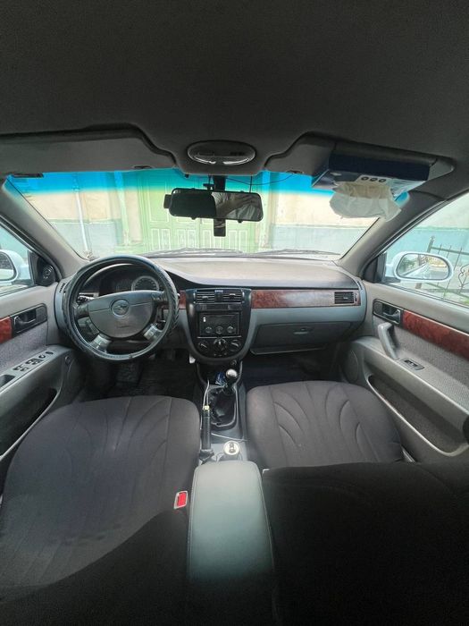 Продам Lacetti 1.8