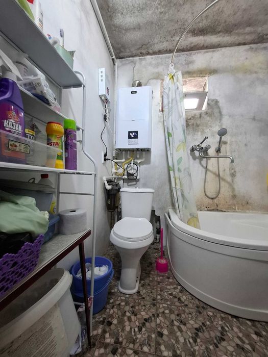 3 xonali kvartira sotiladi, 70 m², 2-qavat, Iyk ota Bektemir Srochno