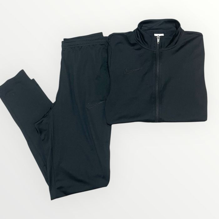 Nike Academy Strike Dri Fit