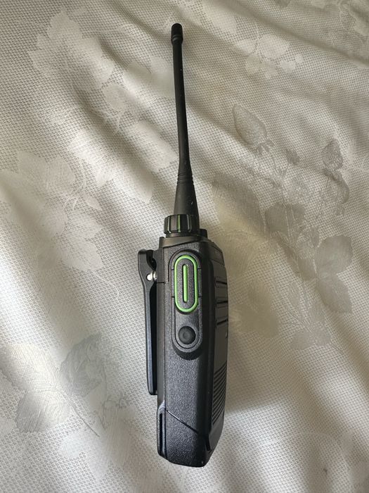 Рация Hytera BD505