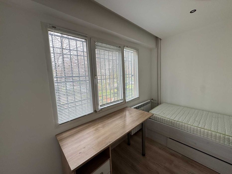 Тристаен апартамент под наем в жк. Люлин-център