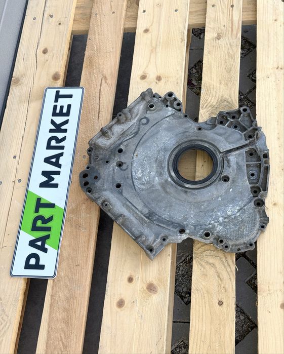 Капак двигател AUDI 3.0TFSI 06E103173