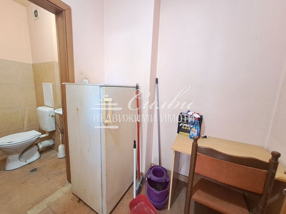 Продава се Магазин в Шумен, Куршум чешма - 40 кв.м за 1274 €/кв.м - Снимка #4