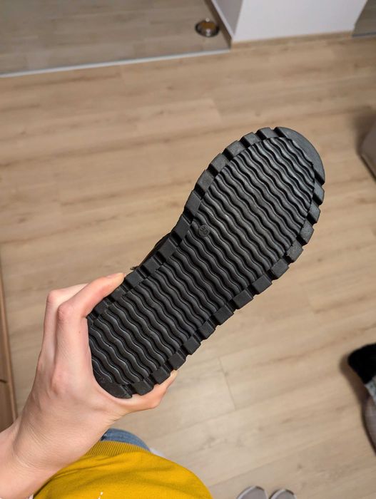 Bocanci Miarma, din piele naturala, cu platforma