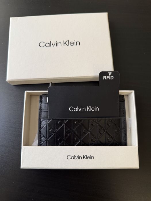 Calvin klein кардхолдър