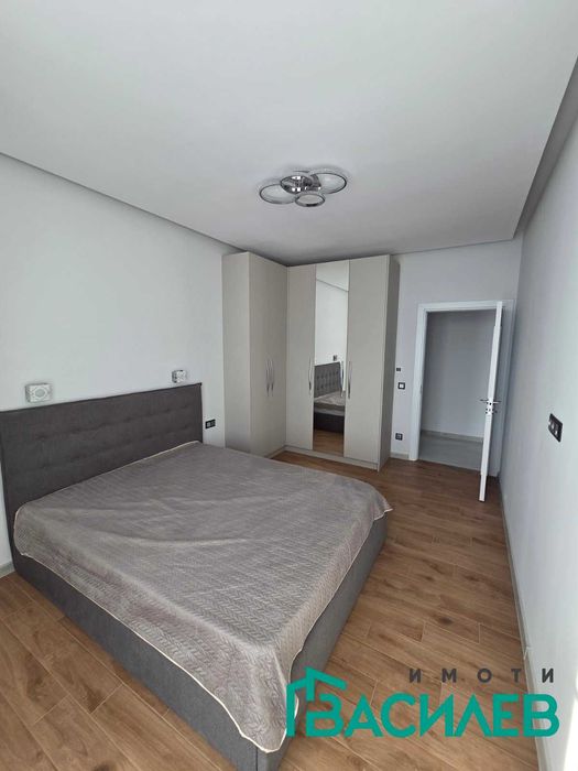Продава се Двустаен апартамент в София, Център - 81 кв.м за 1883 €/кв.м - Снимка #3