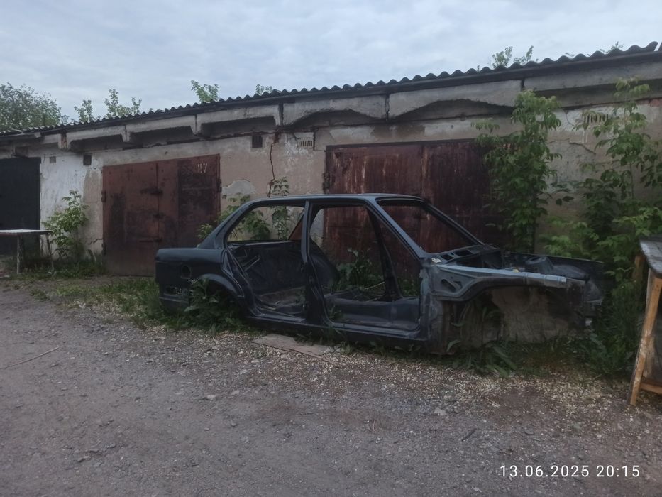 Кузов Е30 седан ВП
