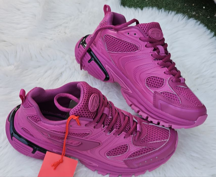 Diesel оригинални дамски сникърси нов модел  37 номер