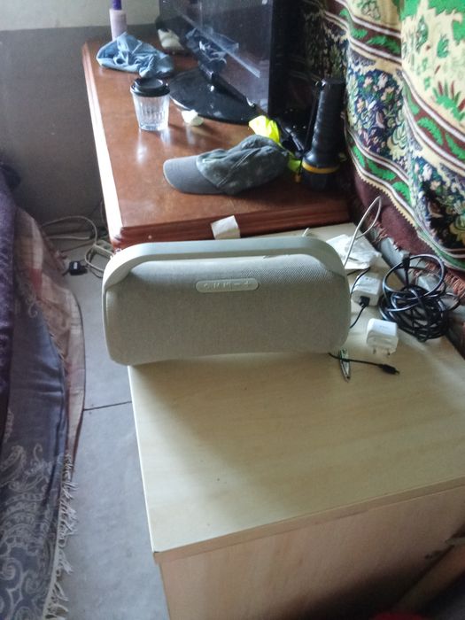 Vand boxa bluetooth noua