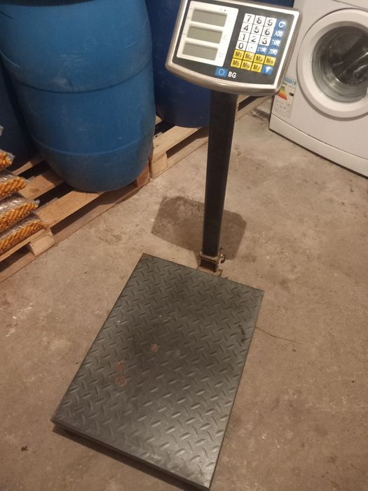 Платформата везна