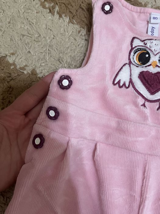 Продам комбинезон для девочки