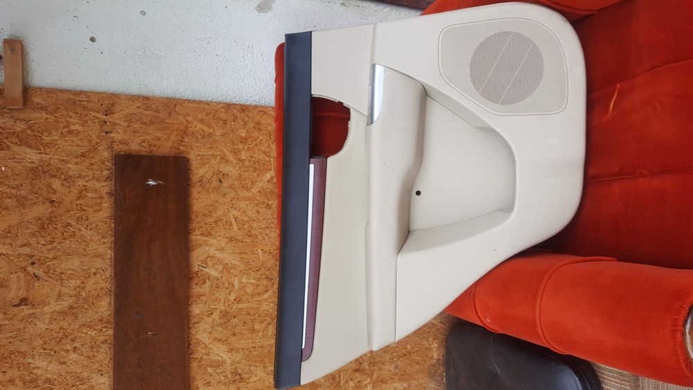 Кора за врата(лява),за Хюндай санта фе 2008г.