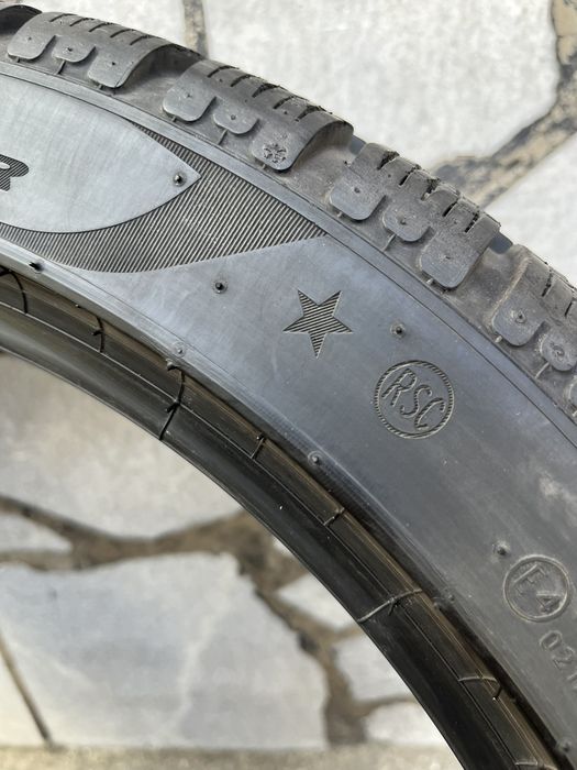 1бр. гума 245/40/19  Pirelli PZERO Winter
