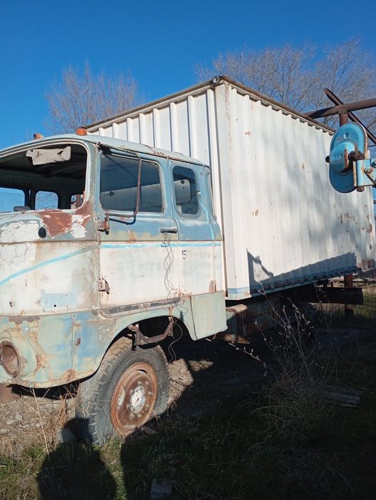 Запасной двигатель