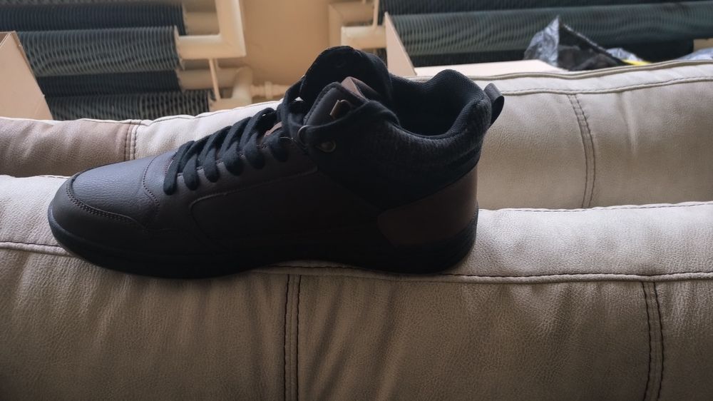 Нови, мъжки,  зимни, кожени обувки  O,Neill