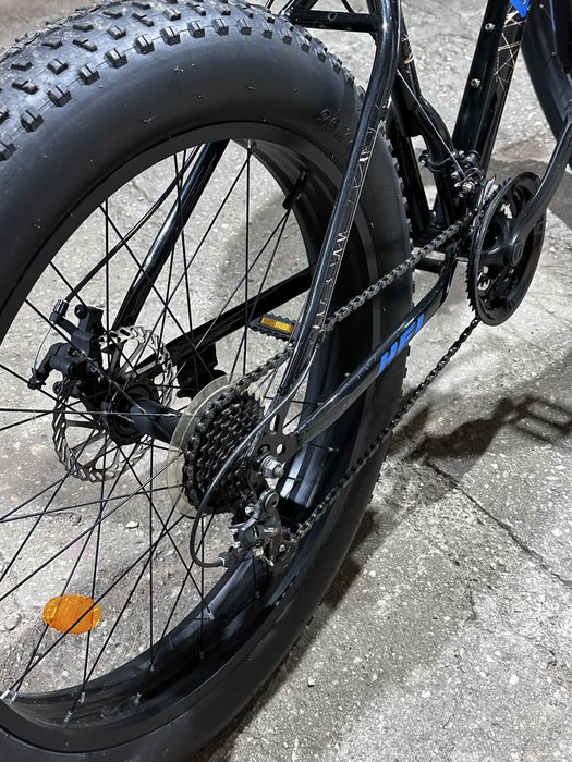 Bicicleta cu roti groase